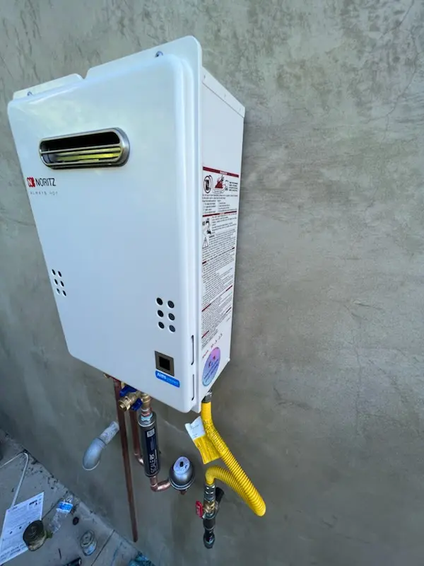 Tankless water heater installation for North Forest homes